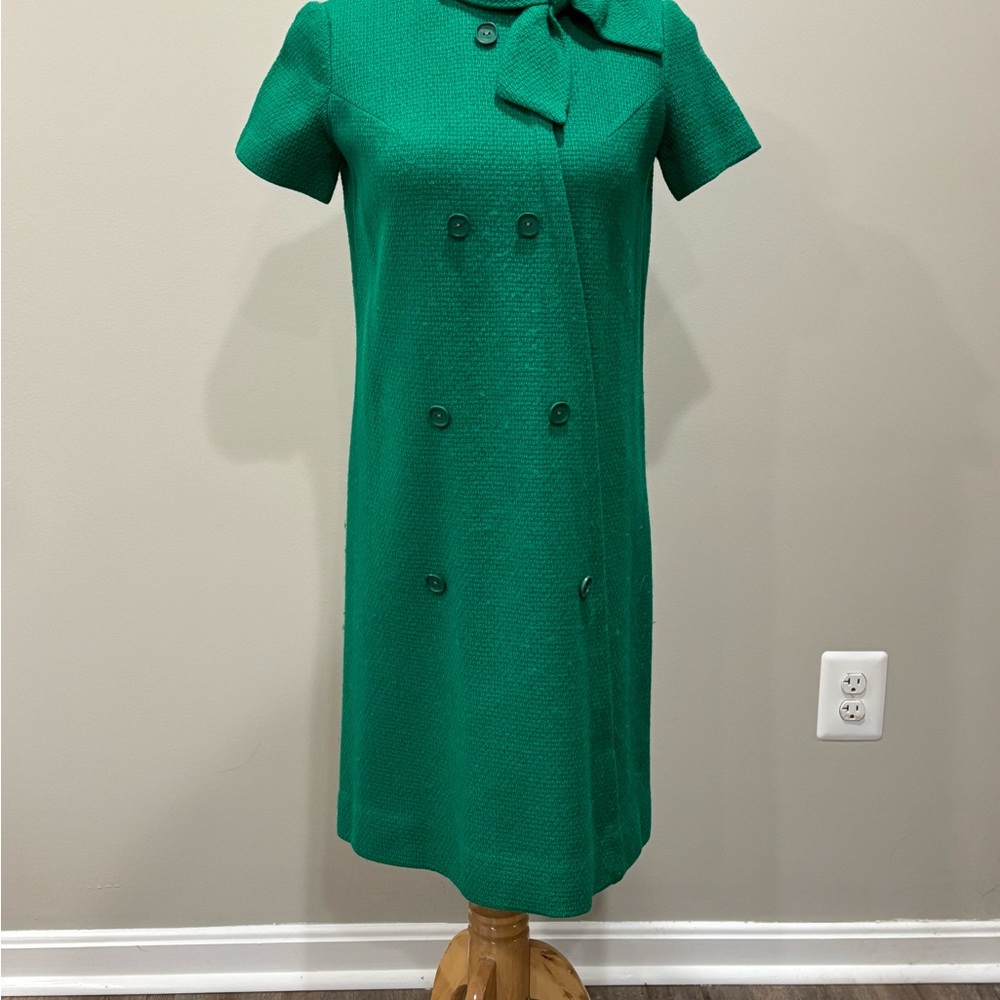 Elegant Green vintage Dress with Bow Detail